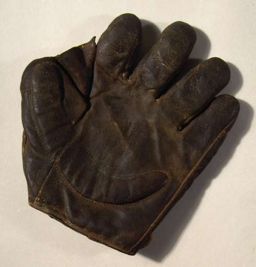 Early 1900's Crescent Glove Front